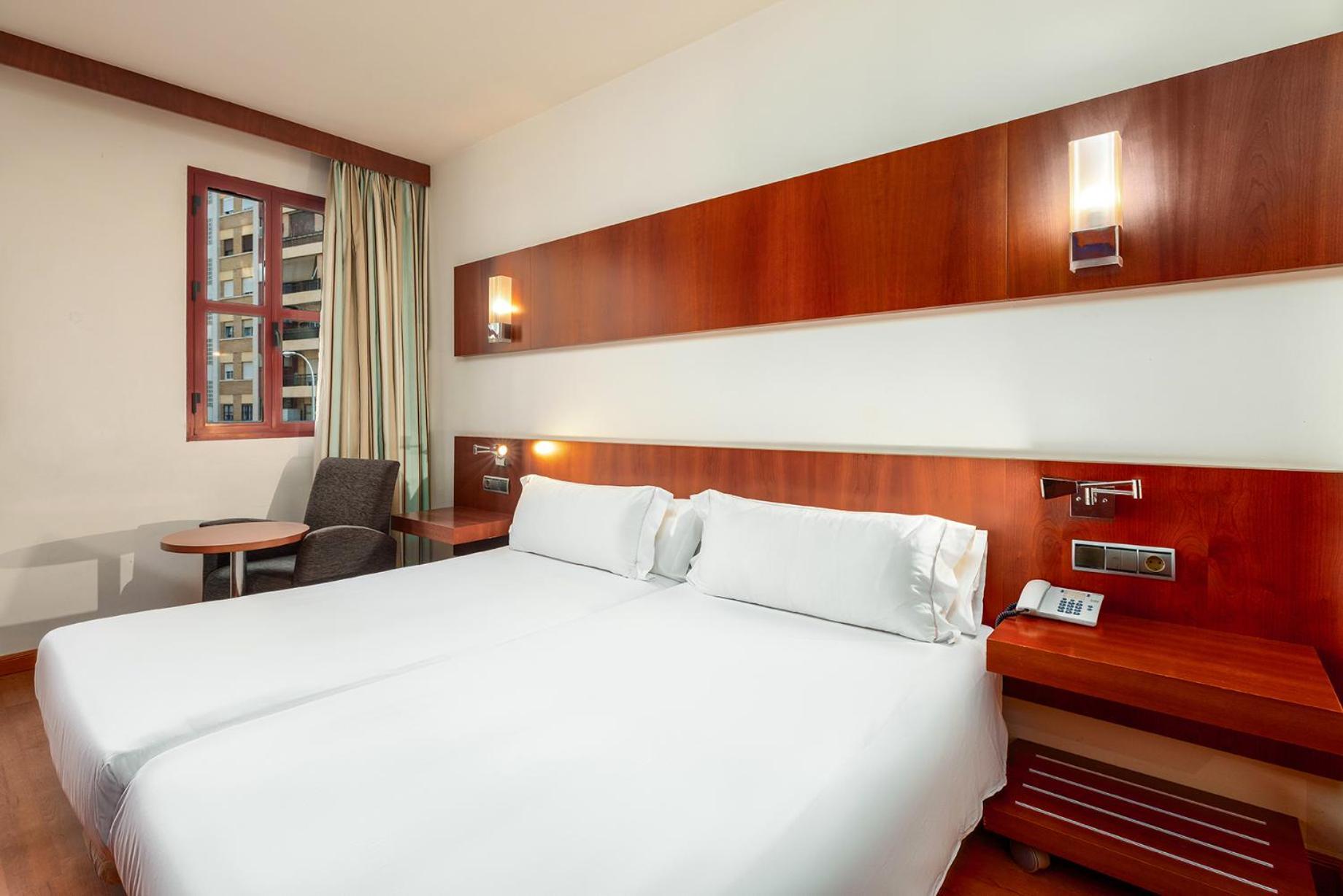 Hotel Senator